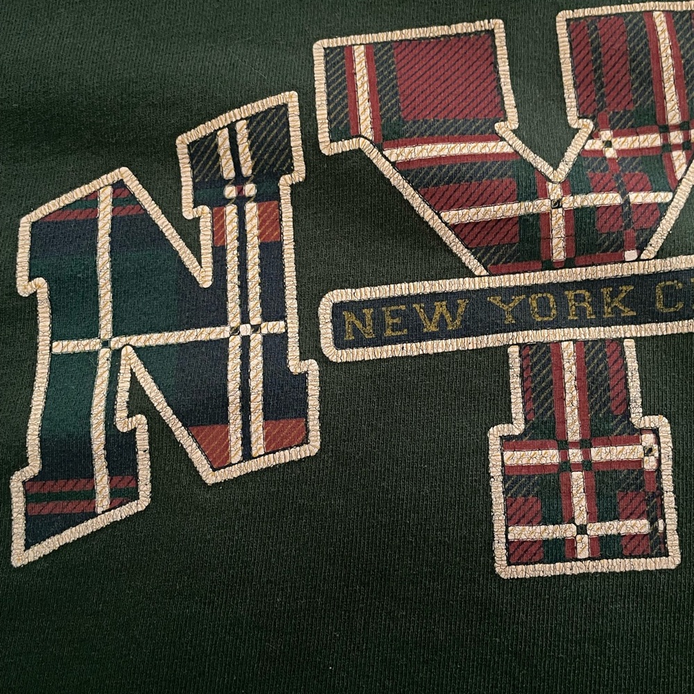 Vintage 90s NYC sweatshirt - Picture 2 of 6